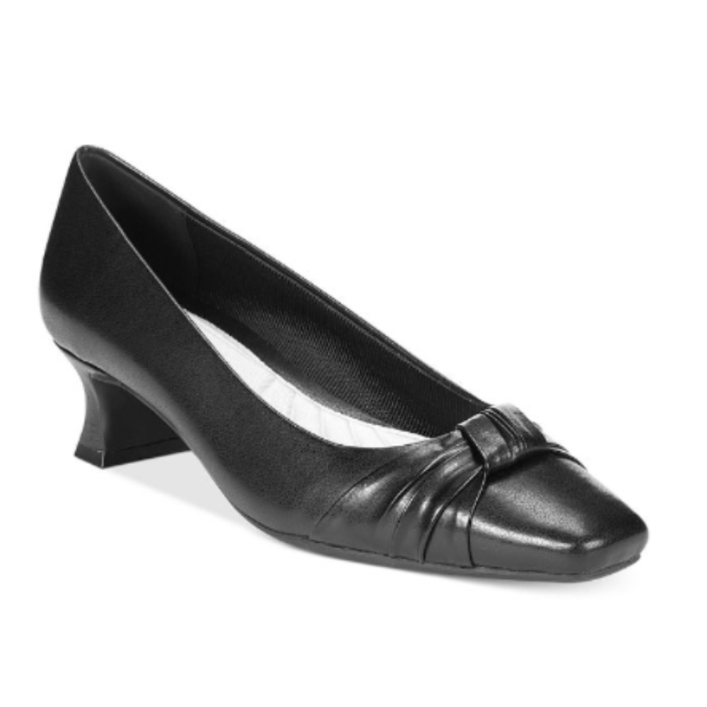 Black Classic Kitten Heel Bow Square Toe Pump